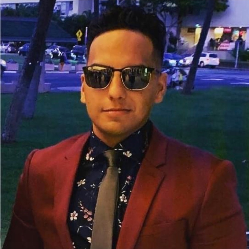 Meet your Posher, Delfino